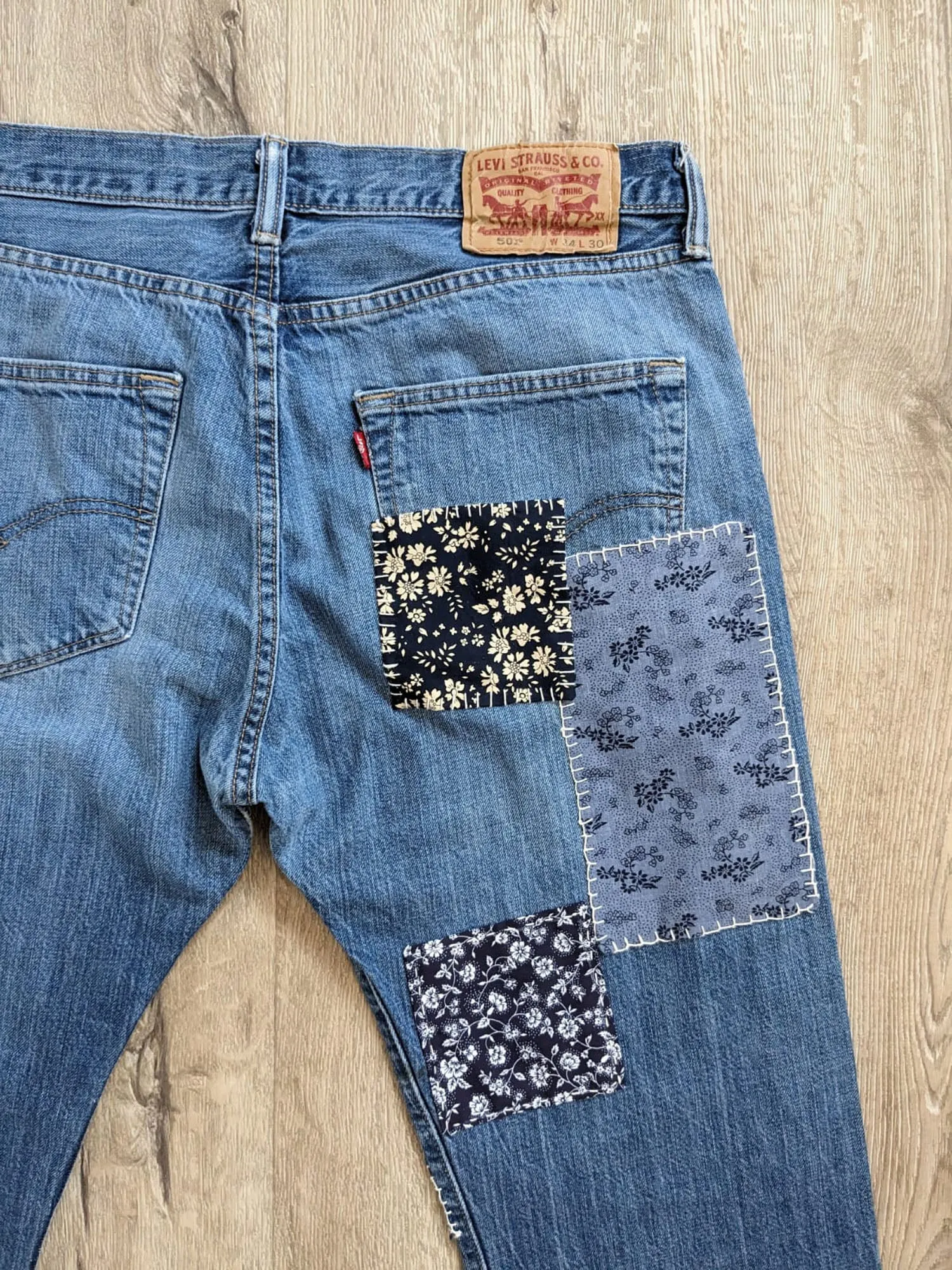 #31 Patched Vintage Jeans 34"
