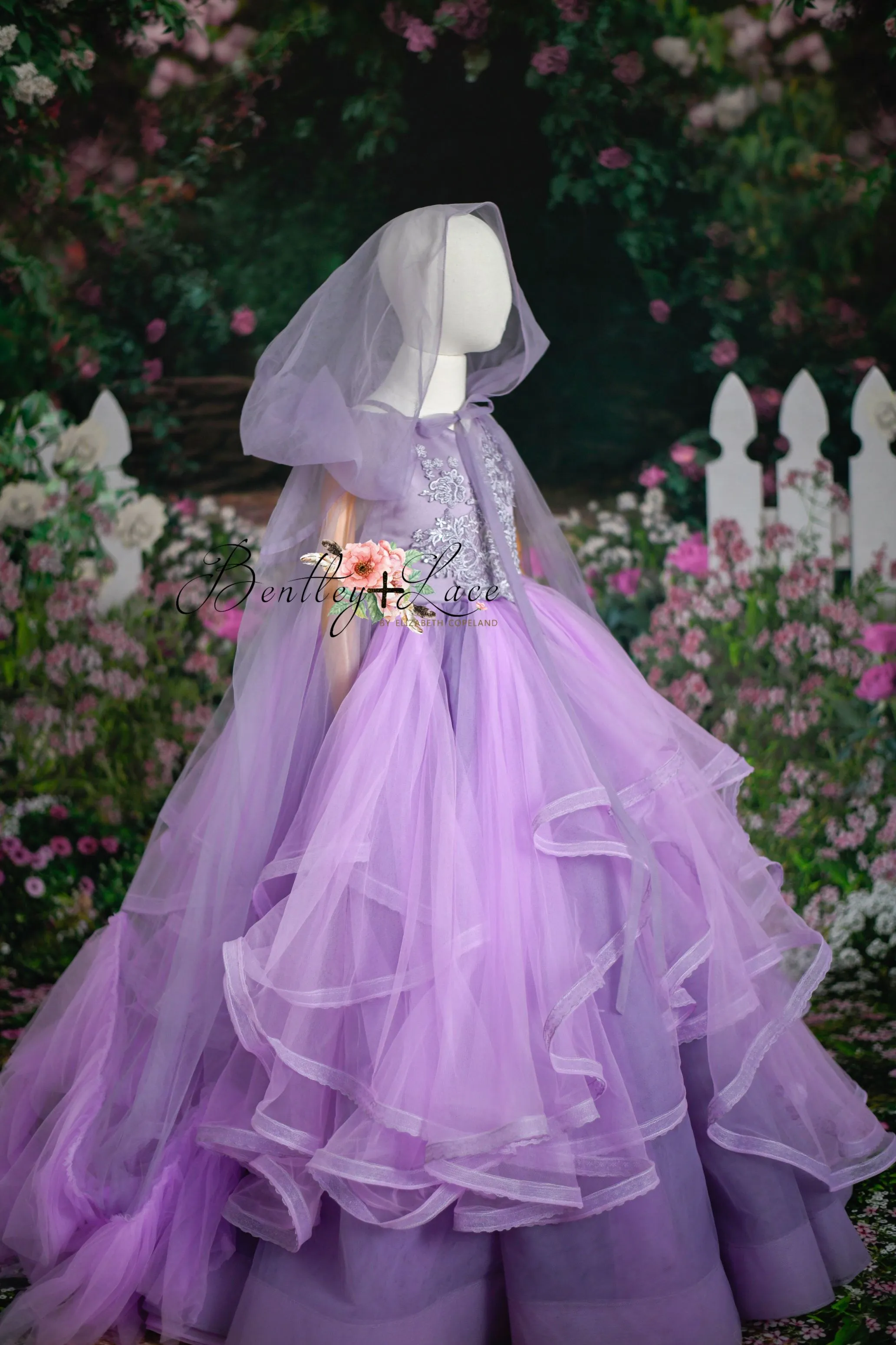 Retired rental guc "Becca" -   Floor length Gown   Cape  ( 8 Year - Petite 9 Year)