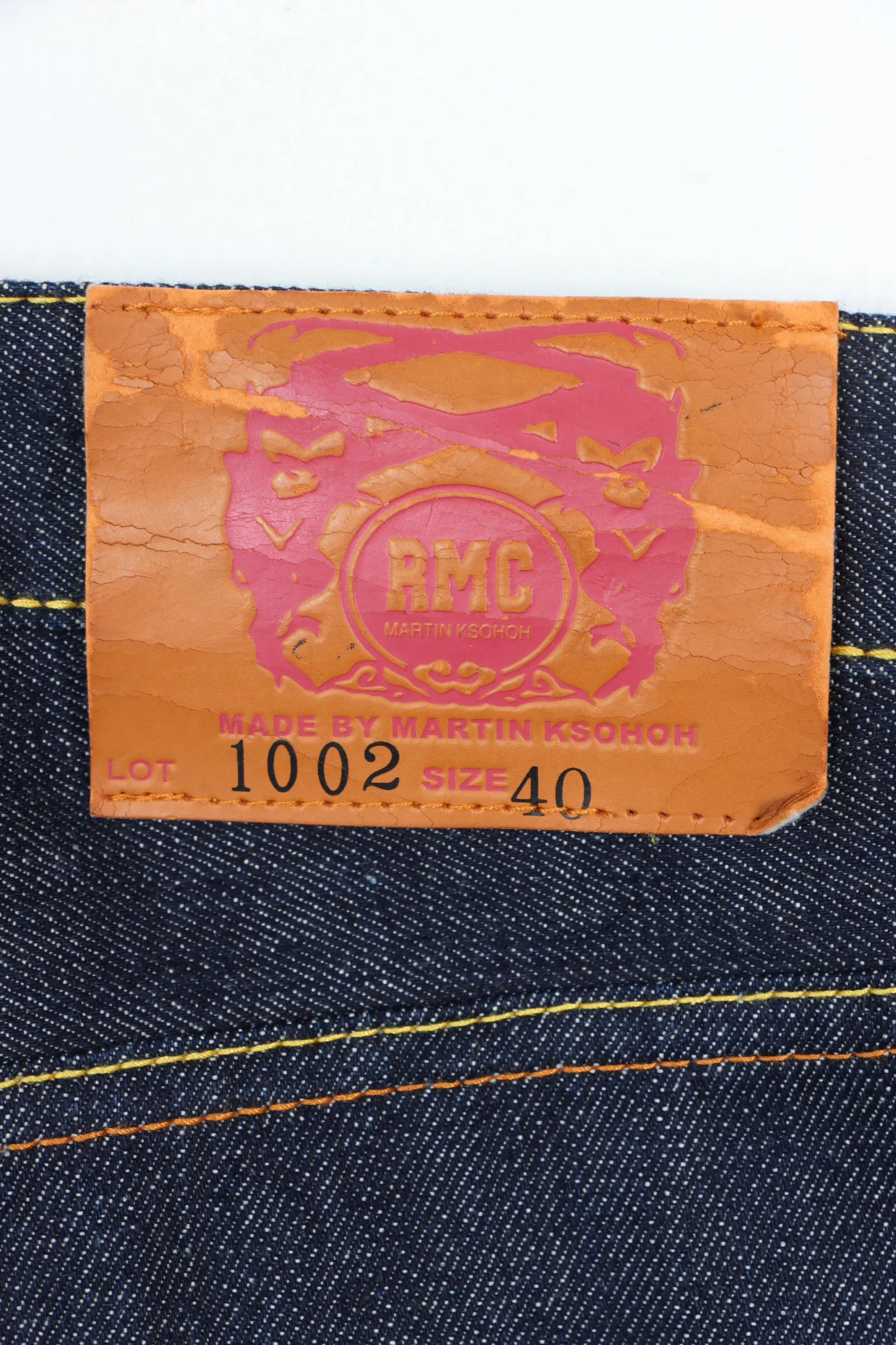 RMC Red Monkey "Let It Bee!" Embroidered Y2K Jeans (40)