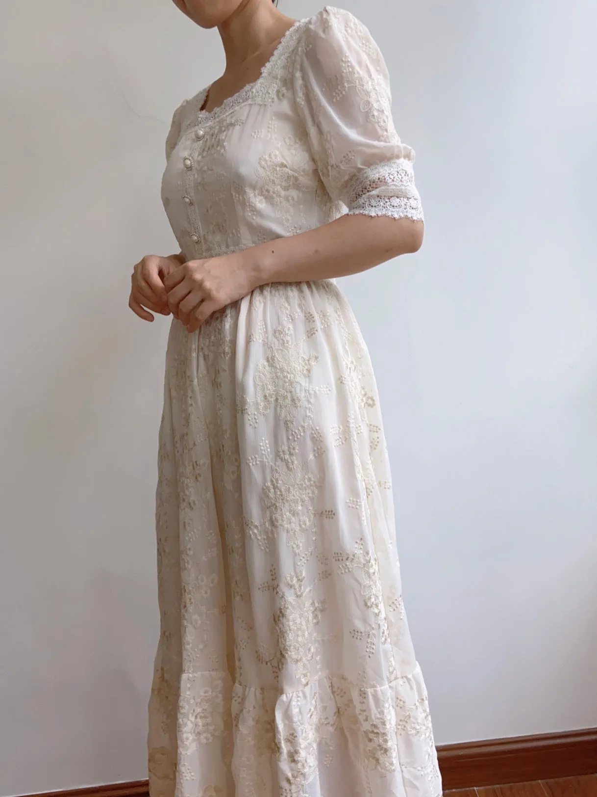 Square Neck Half Sleeve Lace Flower Dress
