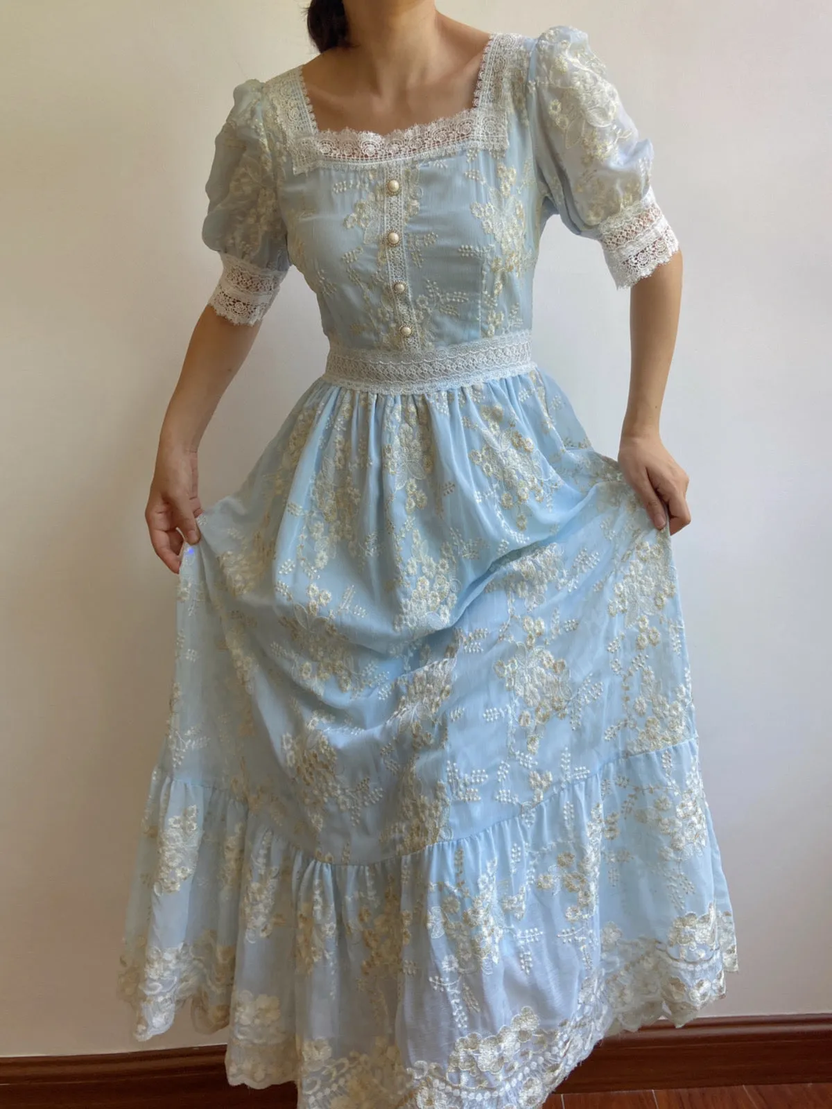 Square Neck Half Sleeve Lace Flower Dress