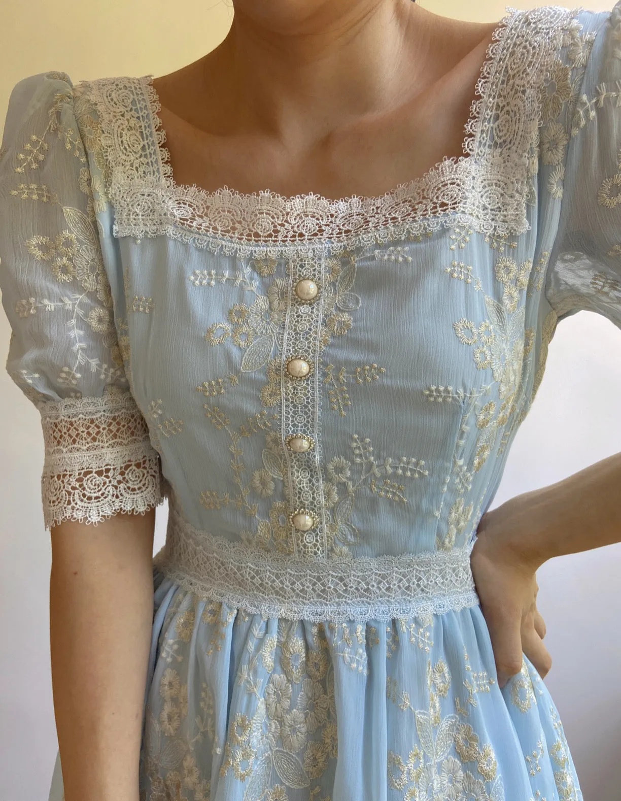 Square Neck Half Sleeve Lace Flower Dress