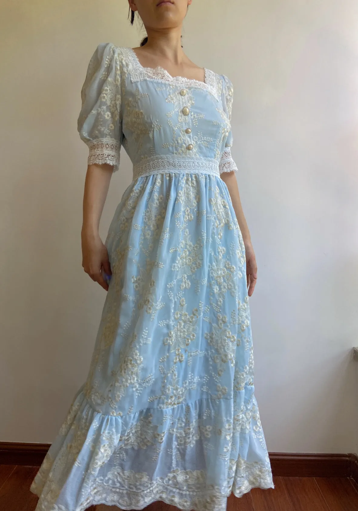 Square Neck Half Sleeve Lace Flower Dress