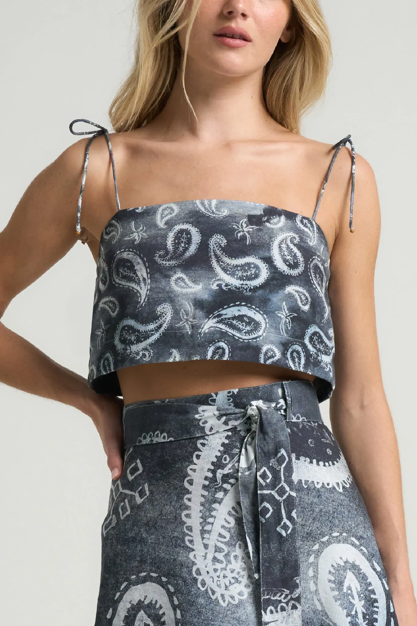 Tie Crop Top Paisley Black