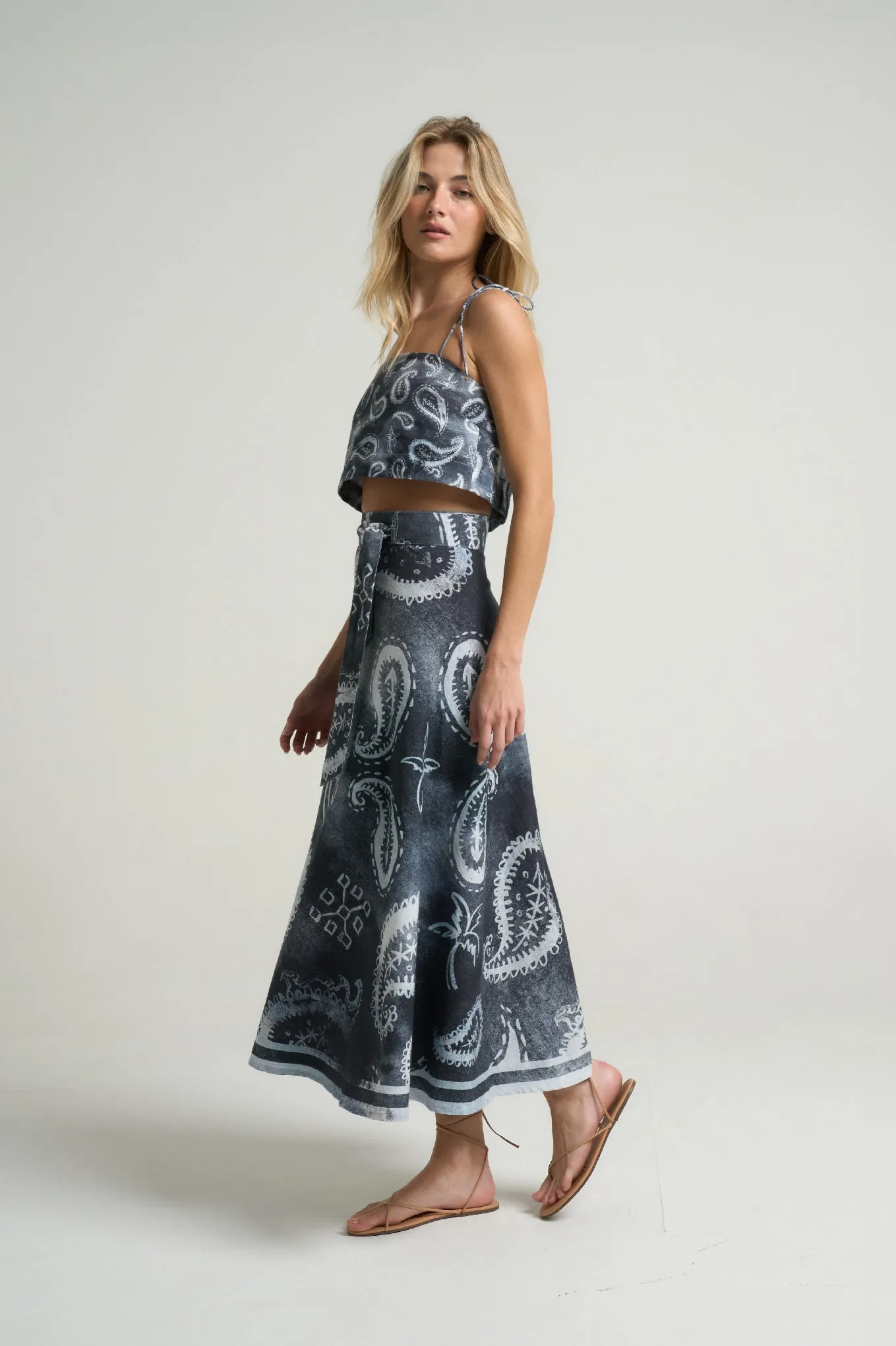 Tie Crop Top Paisley Black