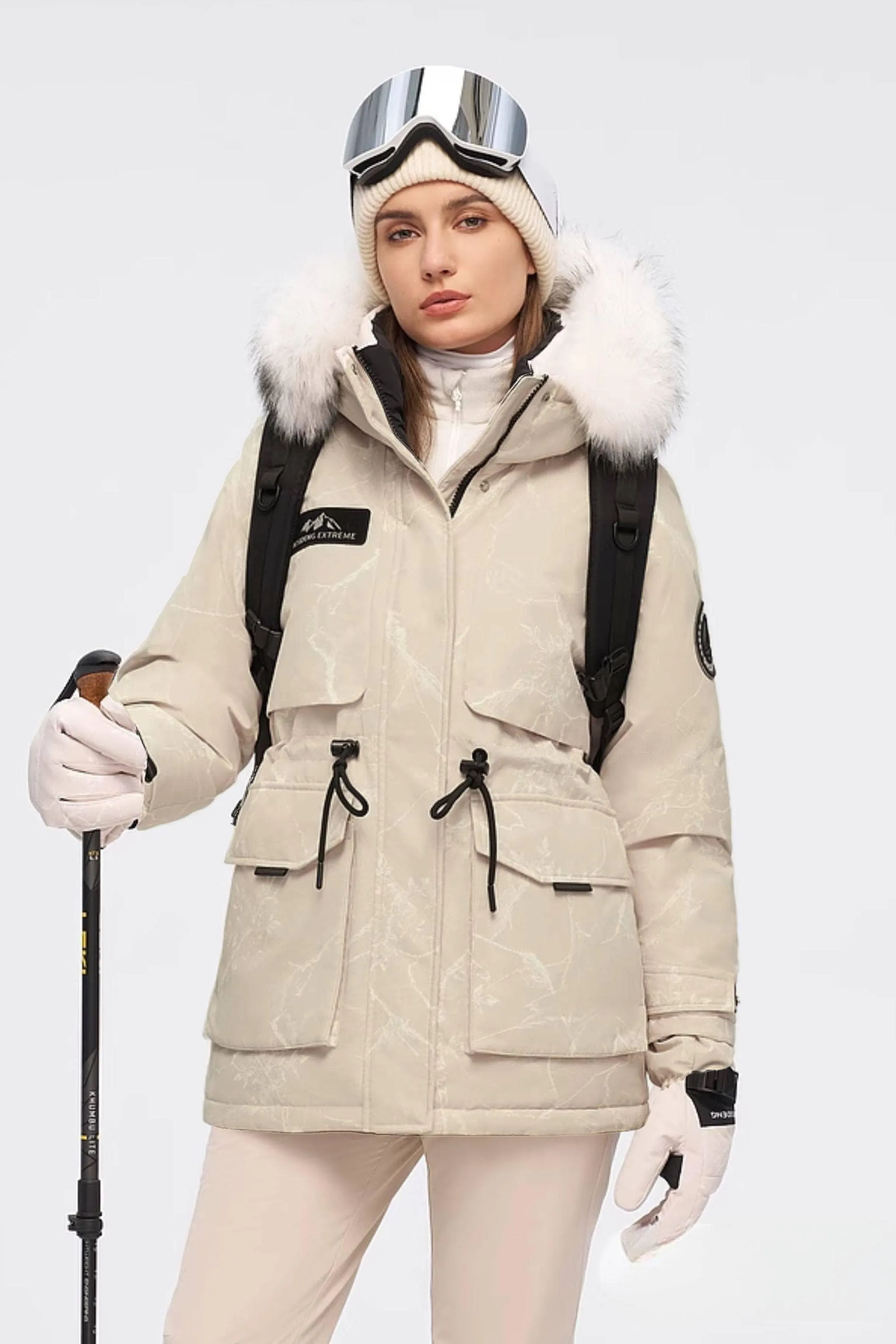 Women’s classic extreme goose down jacket with fur hood