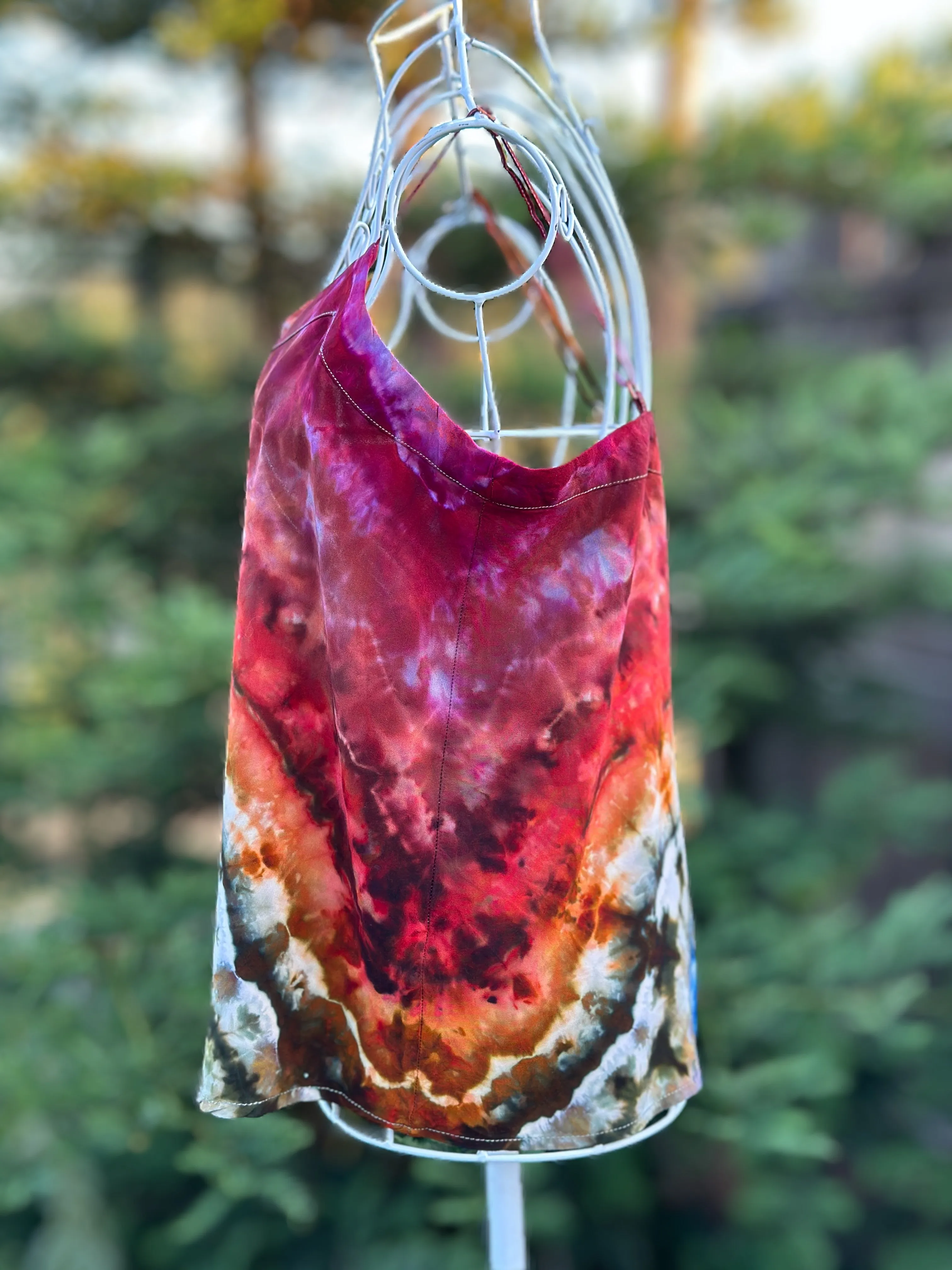 Women’s Medium Rayon Geode Tank Top Blouse with Button Front in ‘Earthy Rainbow